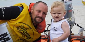 Johan Lodewyks en sy seuntjie, Louis (1)